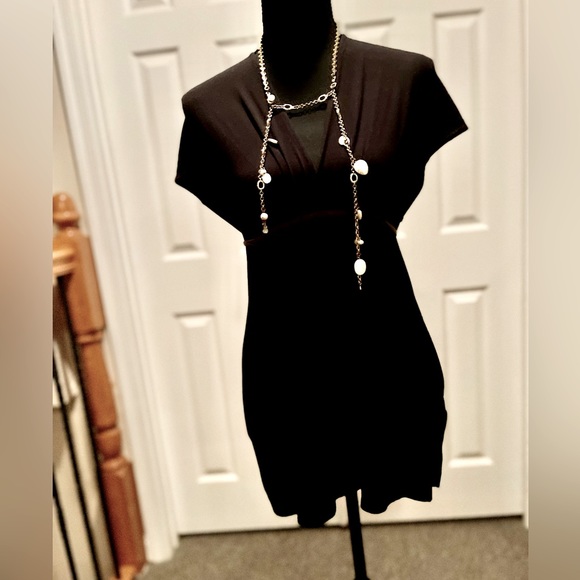 Zooey Black long top Xsmall - Picture 1 of 6